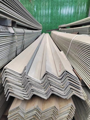 Faturamento por peso real de aço galvanizado a quente com ângulo desigual Tolerância ± 1%