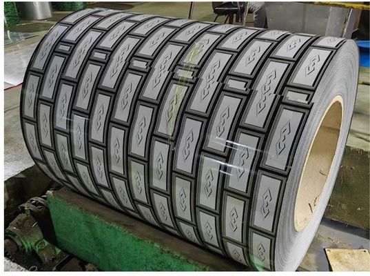 700-2000 mm Largura Pre-pintada Ppgi Z100 bobina de aço laminada a frio para material de construção