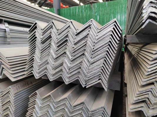 Aço anel laminado a quente/MS Ângulos L Perfil igual ou desigual Ângulos de aço Tolerância máxima de ± 1%