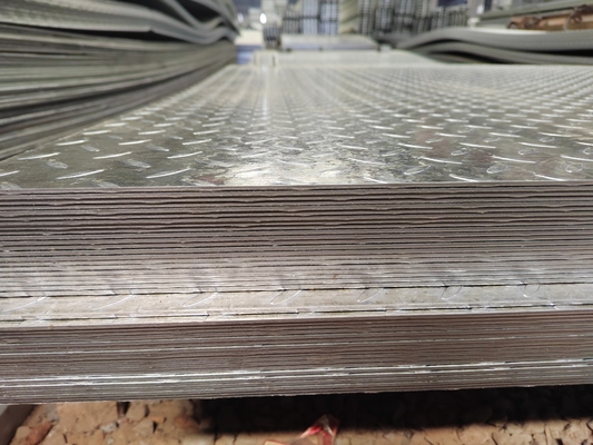 Q235 MS Chapa de aço de diamante para fabricação de pequenas ferramentas e A36 HR Chapa de ferro a quadros