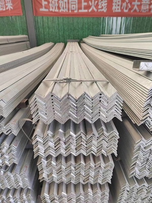 Preços de aço galvanizado de barras angulares da série Q195-Q420