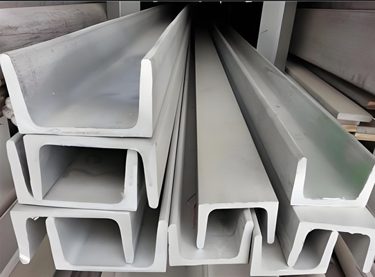 Aço inoxidável laminado a quente Unistrut canal U peso do canal com serviço de descolagem