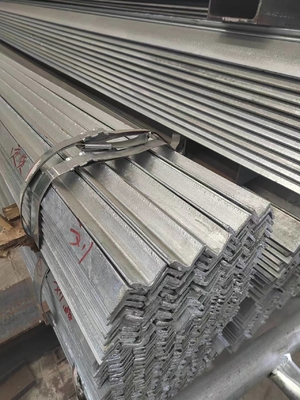 Construção industrial de aço de ângulo igual de ferro e carbono com 40x40x4mm competitivos
