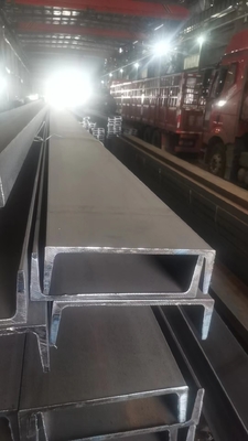 Técnica de rolos a quente de qualidade Q235B Coréia Custom Channel Steel Bracket