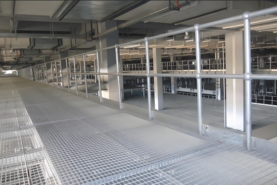 Passeios de grades de aço galvanizado a quente para aplicações industriais