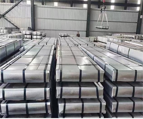 Ofertas especiais para Z61-Z90 revestimento de telhado galvanizado corrugado de aço para largura de 470 mm