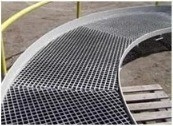 Grelhas de alumínio de prata de estilo industrial para calçadas e plataformas de trabalho pesado