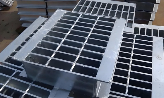 Grelhas de barras de piso de aço galvanizado de prata com certificação ISO9001