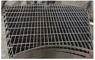 Grelha de alumínio para plataforma de passarela de campo de mina de aço galvanizado certificado ISO9001